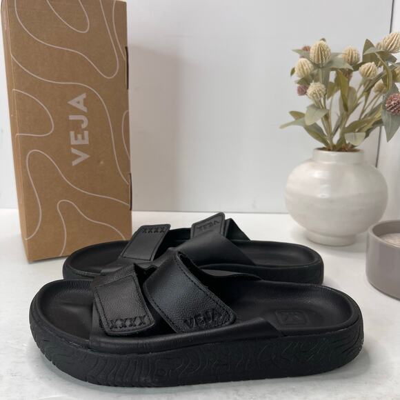 Veja Etna O.T. Leather Hook & Loop Sandal Black Women's 8M/Men's 6/EU 39 - Picture 2 of 10